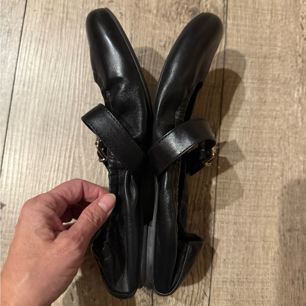Schutz Calita Nappa Leather Buckle Flat Black Size 9 - Picture 5 of 7